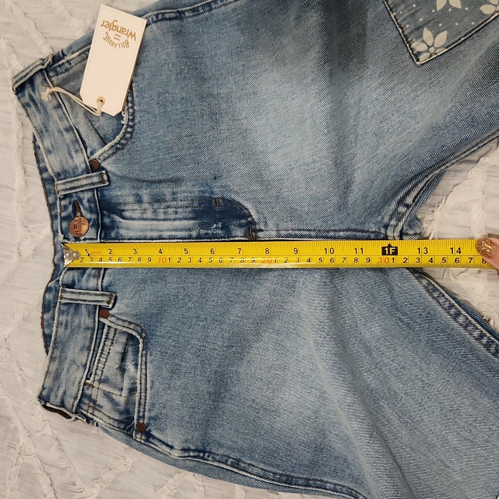 Billabong/Wrangler Super Flare patch jeans size 26, new with tags! - Picture 14 of 16